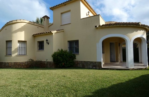 Molinell Villa | 122 m² Villa ∙ 3 bedrooms ∙ 8 guests