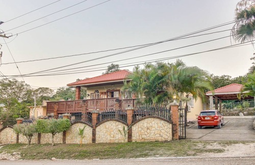 San Ignacio House | 124 m² House ∙ 3 bedrooms ∙ 6 guests