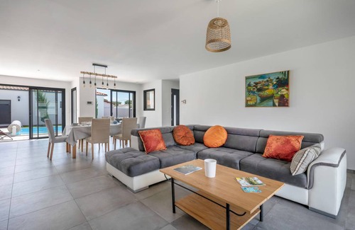 La Plaine-sur-Mer House | 125 m² House ∙ 3 bedrooms ∙ 6 guests