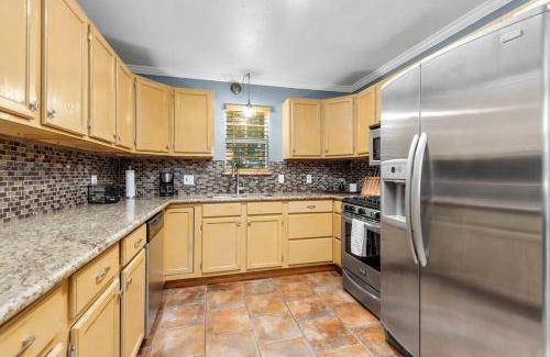 Bacliff Apartment | 129 m² Apartment ∙ 2 bedrooms ∙ 6 guests
