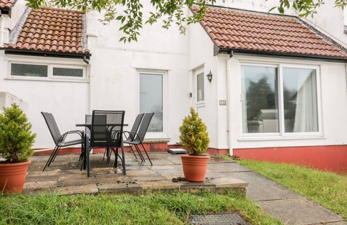 Saint Ann's Chapel Cottage | 13 MANORCOMBE BUNGALOWS, pet friendly, with pool in Gunnislake
