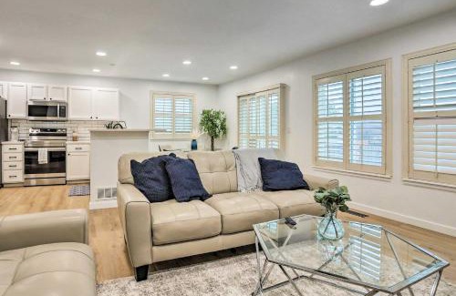 Northglenn House | 13 Mi to Dtwn Denver Northglenn Townhome with Patio