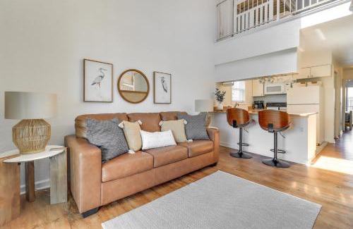 Oak Harbor Apartment | 13 Mi to Port Clinton Lake Erie Getaway with Dock