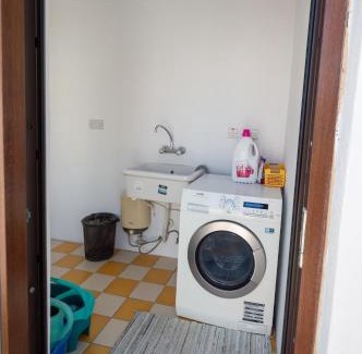 Birgu House | 13, Mustard