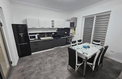 Radauti Apartment | 130 m² Apartment ∙ 3 bedrooms ∙ 6 guests