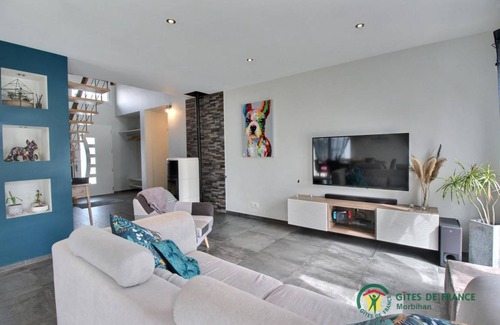 Marzan House | 130 m² Gîte ∙ 3 bedrooms ∙ 6 guests