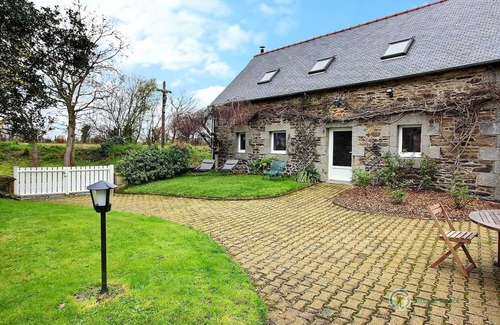 Pommerit-Jaudy House | 130 m² Gîte ∙ 3 bedrooms ∙ 6 guests
