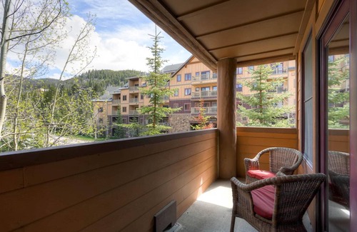 River Run Hotel | 130 m² Hotel ∙ 2 bedrooms ∙ 10 guests