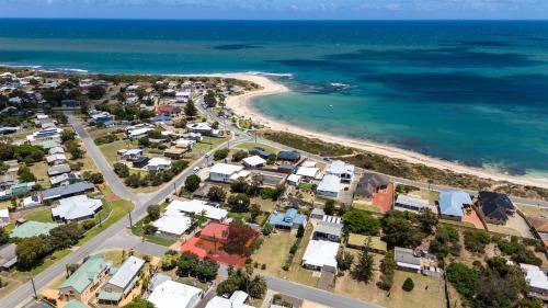 Falcon House | 130 m² House ∙ 4 bedrooms ∙ 7 guests