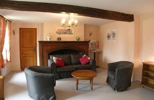 Parfondeval House | 130 m² House ∙ 4 bedrooms ∙ 8 guests