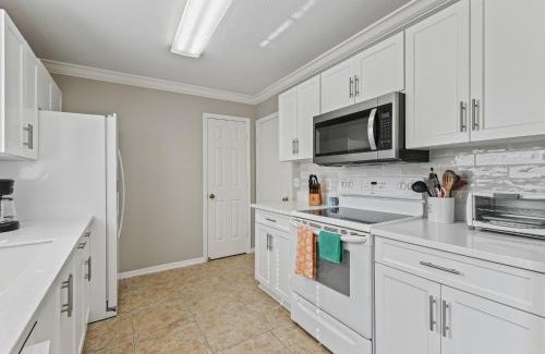 Lady Lake Villa | 1315 Z2B VILLAGE OF RIO GRANDE by REMAX Premier