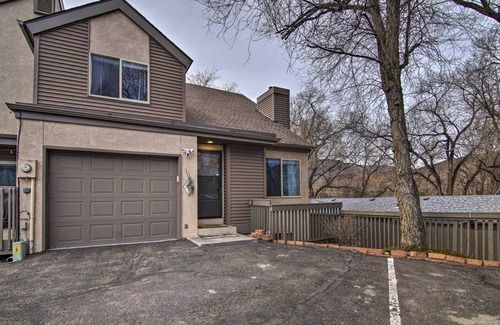 Manitou Springs Apartment | 136 m² Apartment ∙ 3 bedrooms ∙ 9 guests