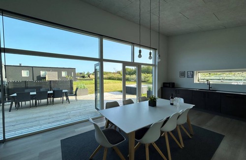 Odder House | 138 m² House ∙ 5 bedrooms ∙ 12 guests