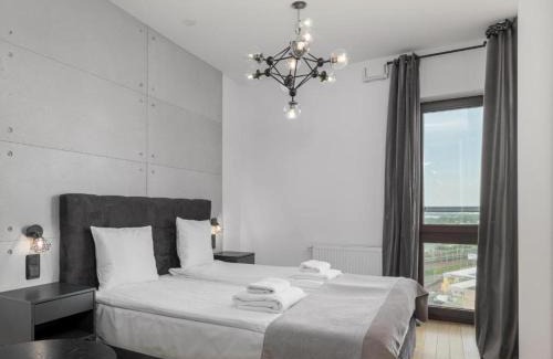 gmina Parzeczew Apartment | 13th Floor Arkadia Apartment by NYX Apart