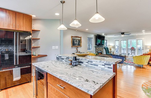 Colesville House | 14 Mi to DC: Retreat w/Hot Tub & Sunroom!