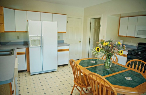 Castleton House | 14-Person House with Pool and Hot Tub on Spectacular Estate