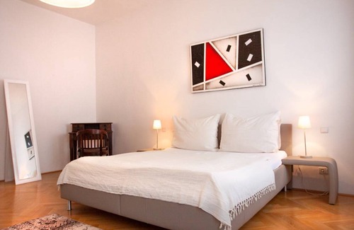 Roßau Apartment | 140 m² Apartment ∙ 2 bedrooms ∙ 4 guests