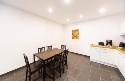 Plochingen Apartment | 140 m² Apartment ∙ 4 bedrooms ∙ 8 guests