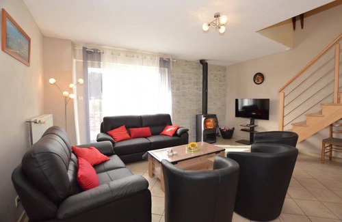 La Chapelle-Chaussee House | 140 m² Gîte ∙ 5 bedrooms ∙ 10 guests