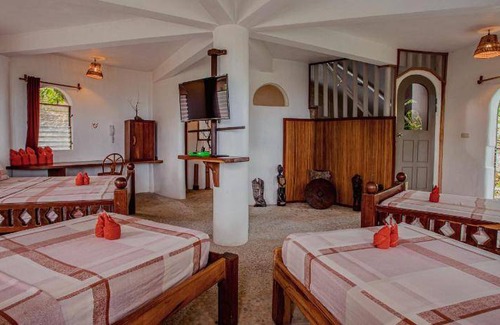 Puerto Princesa Hotel | 140 m² Hotel ∙ 3 bedrooms ∙ 5 guests