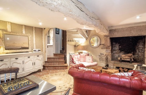 Dinan House | 140 m² House ∙ 4 bedrooms ∙ 12 guests
