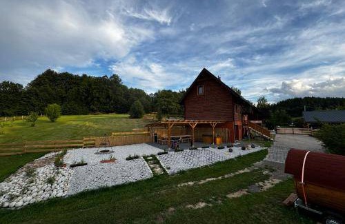 Staniszow House | 140 m² House ∙ 6 bedrooms ∙ 16 guests