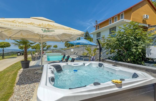 Trebnje Villa | 140 m² Villa ∙ 3 bedrooms ∙ 9 guests