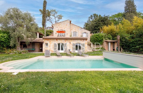 Mougins Villa | 140 m² Villa ∙ 3 bedrooms ∙ 6 guests
