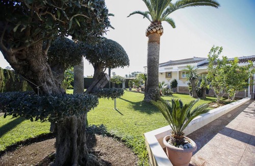 Almadrava Beach Villa | 140 m² Villa ∙ 4 bedrooms ∙ 7 guests