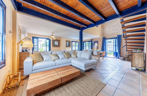 Vista Hermosa House | 1400 m² House ∙ 6 bedrooms ∙ 16 guests