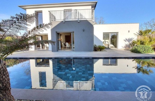 Binic-Etables-sur-Mer House | 147 m² Gîte ∙ 4 bedrooms ∙ 8 guests