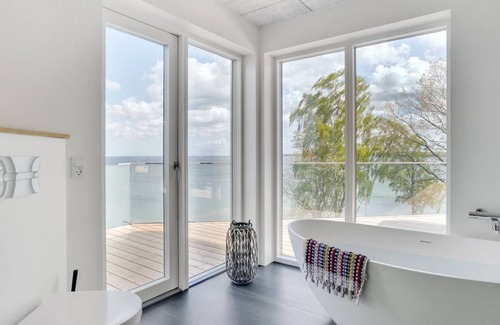 Hvidbjerg Strand House | 148 m² House ∙ 1 bedroom ∙ 8 guests