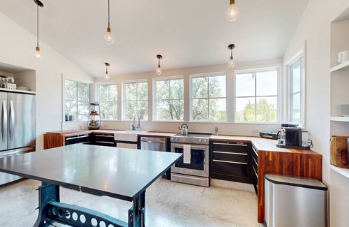Spicewood House | 149 m² House ∙ 3 bedrooms ∙ 6 guests
