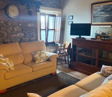 Lastres Apartment | 14A10 CAU LA MAR Apto en pleno casco histórico