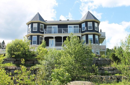 Saint-Sauveur House | 15 - Awesome mountain views and best comfort stay, Saint-Sauveur QC,