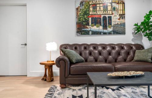 Downtown Apartment | 15 City View Santa Monica