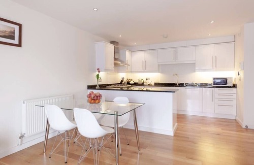 Epsom Apartment | 15 Marquis Court - 2 bedroom apartment