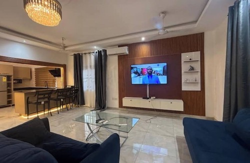 Accra House | 15 mins from Airport | 3 BDR house | parking+wifi