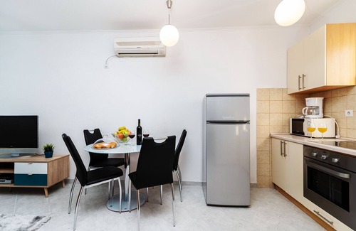 Okrug Gornji Apartment | 15 mins from Split airport 200 meters to beach - walking distance to amenities