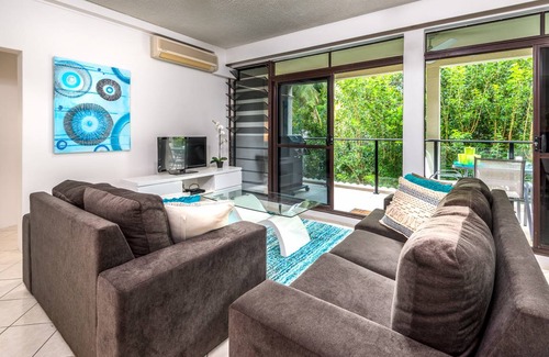 Palm Cove Apartment | 150 m² Apartment ∙ 3 bedrooms ∙ 6 guests