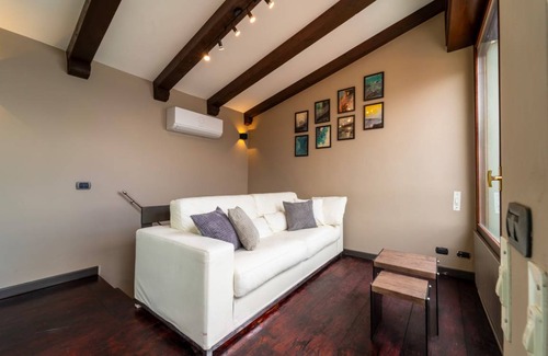 Fiumelatte Apartment | 150 m² Apartment ∙ 2 bedrooms ∙ 4 guests