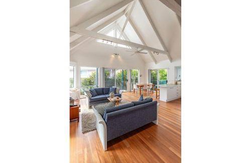 Boomerang Beach House | 150 m² House ∙ 3 bedrooms ∙ 6 guests