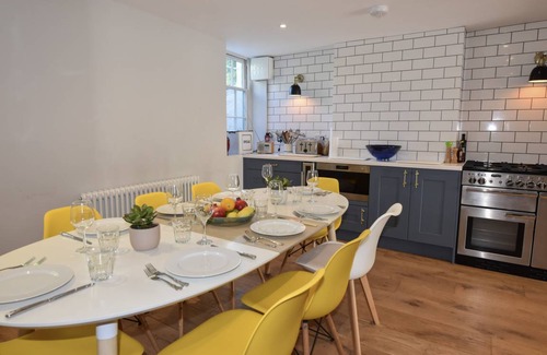 Ryde House | 150 m² House ∙ 4 bedrooms ∙ 8 guests