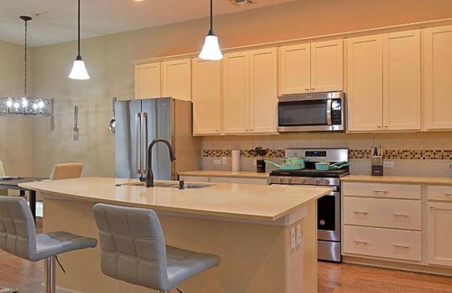 Mueller House | 151 m² House ∙ 3 bedrooms ∙ 6 guests