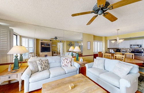 Windy Hill Condo | 153 m² Condo ∙ 4 bedrooms ∙ 9 guests