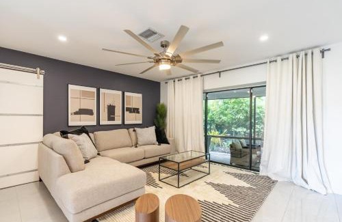 Palm River Estates House | 155 Old Tamiami Trail