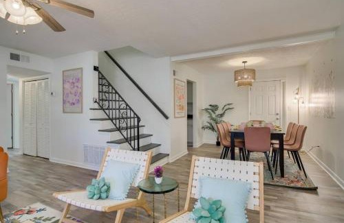 Augusta House | 15mins AU & Golf: 4bd - Eclectic - BBQ Grill - Alluring Stay