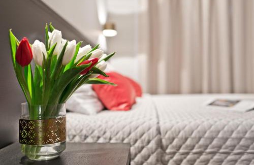 Old Town Hotel | 15th Avenue
