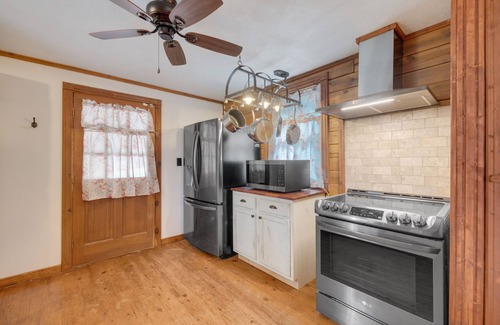 Doe Run Cabin | 16 Acres of beauty and relaxation