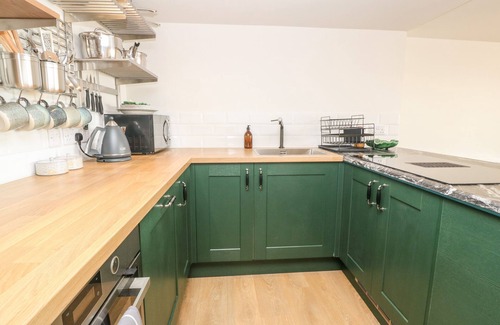 Mylor Churchtown Cottage | 16 Arwenack Street